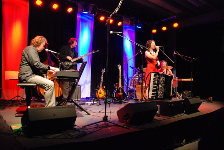 Le Vélo Vert met Yves Bondue & Katrien Van Opstal, Festival Dranouter aan Zee, 2011