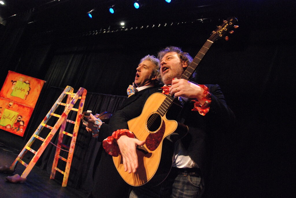 Steef Coorevits & Yves Bondue in de muziektheatervoorstelling Piep Kadul